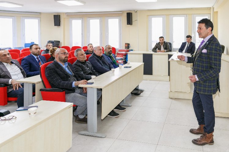Hatay’da İYİ Partili adaydan sıra dışı rica!