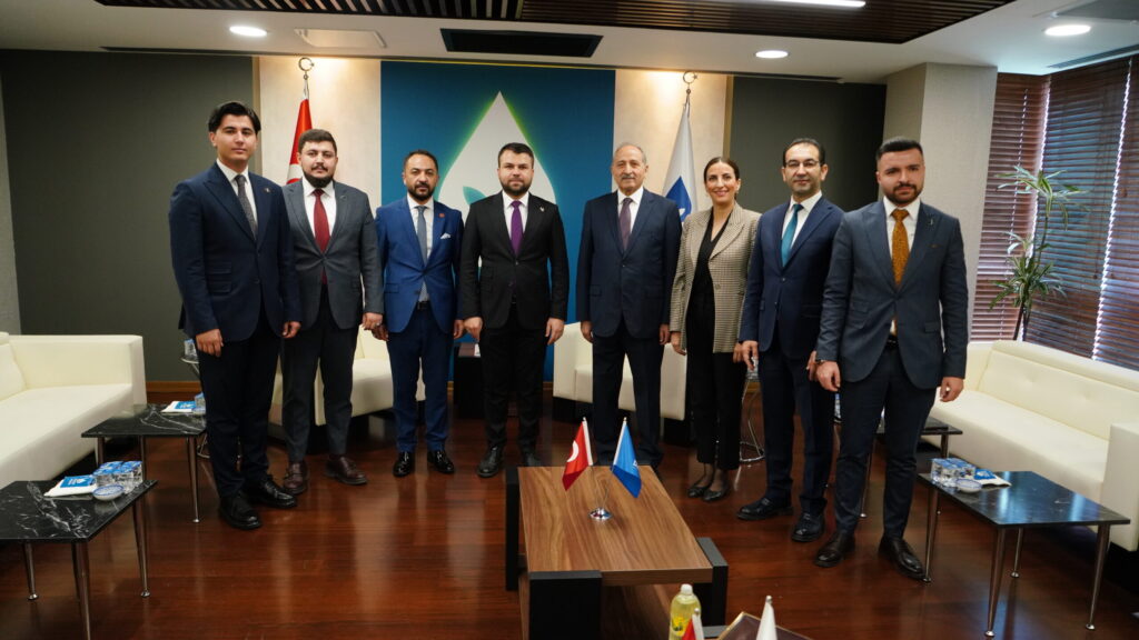 DEVA PARTİSİNE ÇEŞİTLİ PARTİLERDEN BAYRAM ZİYARETİ