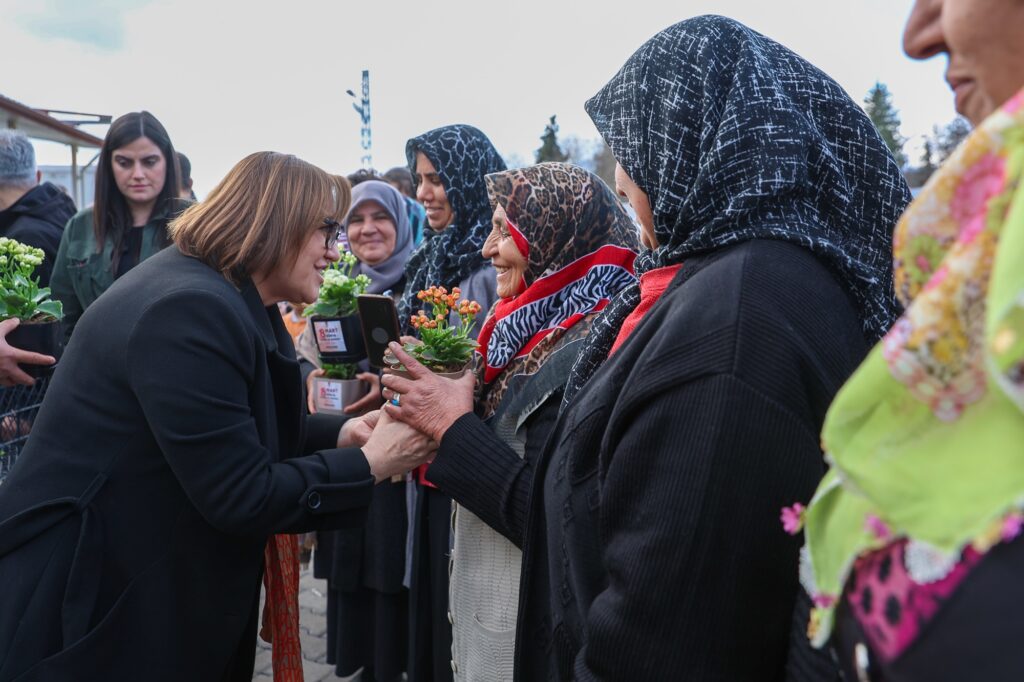 ŞAHİN: “BAYRAMLARIMIZIN MANEVİYATININ MUHAFAZASI, GELECEĞE DAİR EN BÜYÜK GÜVENCELERİMİZDENDİR