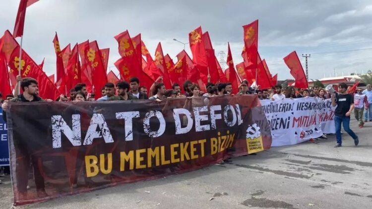 NATO Bir Koruyucu Şemsiye Değil, Başta Ülkemiz Türkiye Olmak Üzere, Tüm Dünya için Bir Numaralı Güvenlik Tehdididir