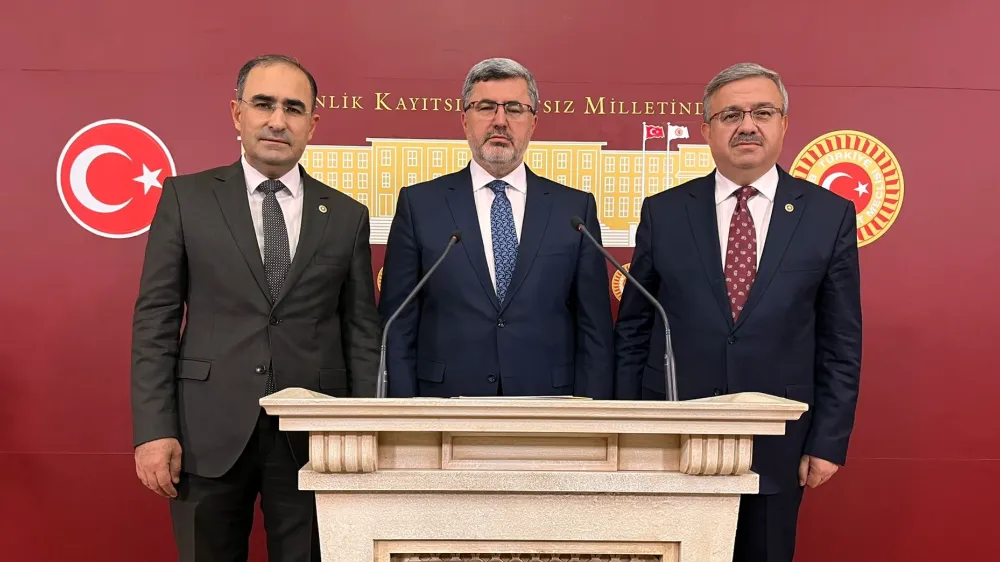 AK Parti Milletvekilleri Belediye Başkanı Köksal’ın İddialarına Yanıt Verdi