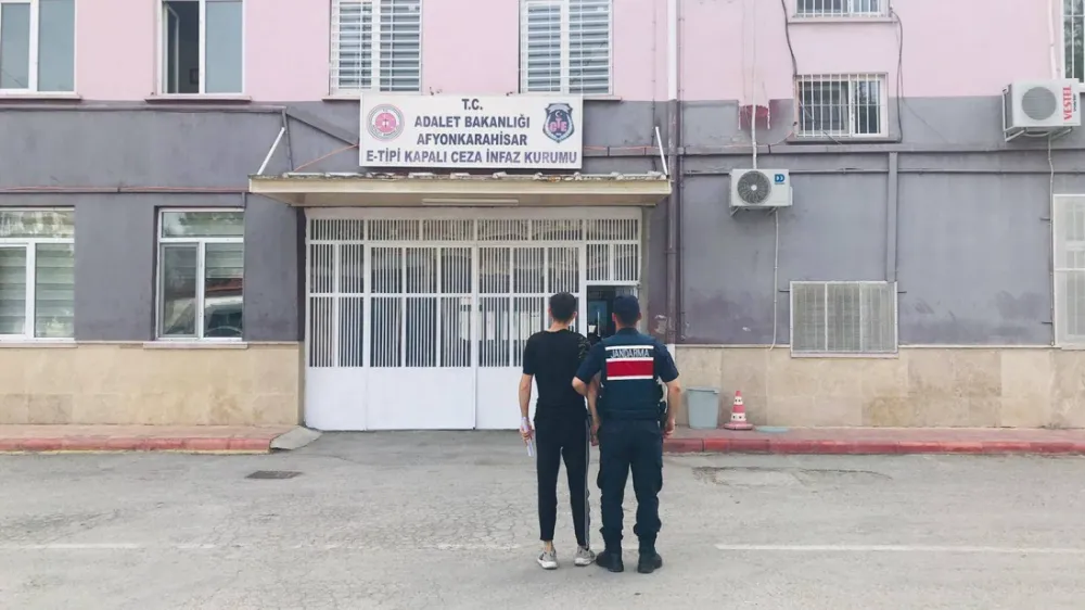Afyonkarahisar’da Aranıyordu, Yakalandı
