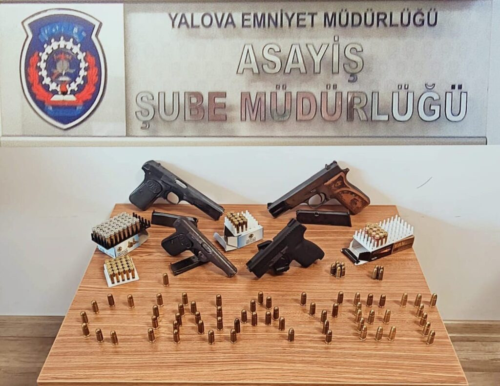 YALOVA DA RUHSATSIZ ATEŞLİ SİLAHLARA OPERASYON