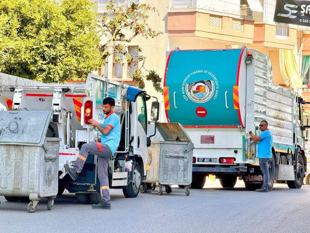 ALANYA BELEDİYESİ’NDEN TEMİZLİK ATAĞI