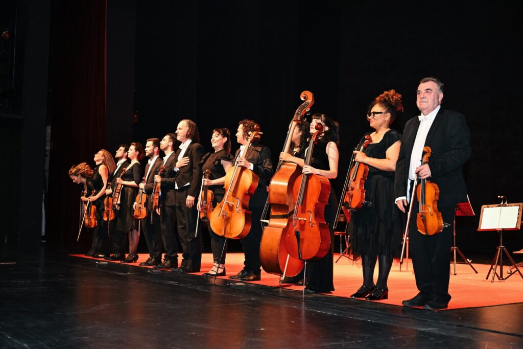 ANTALYA 14. ULUSLARARASI TİYATRO FESTİVALİ PERDEYİ AÇTI