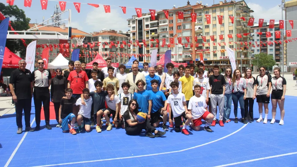 19 Mayıs Gençlik Kupası 3×3 Basketbol Turnuvası Başladı