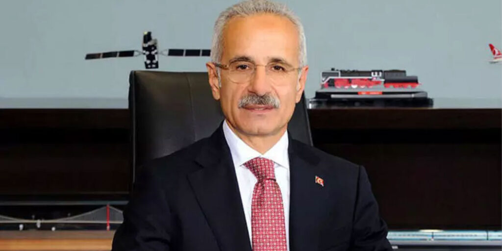 16 yaş altı için zorunlu hale geldi
