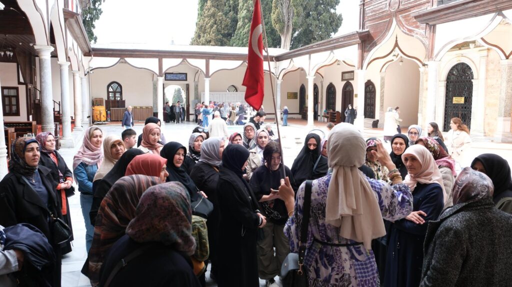 Altınovalı Kadınlar, Bursa daTarihi Güzellikleri Yaşadı