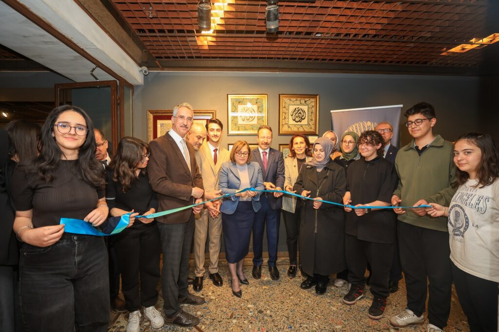 ŞAHİN: KÜLTÜR SANAT KONUŞULUNCA, HER ŞEYİN YOLUNDA