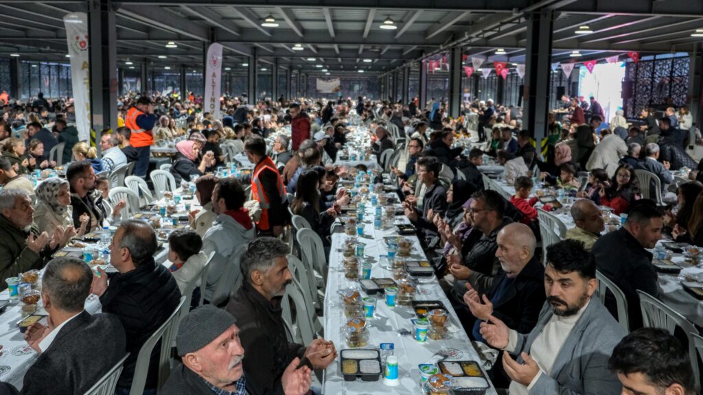 Ramazan ayının birlik, beraberlik ve paylaşma sofrası