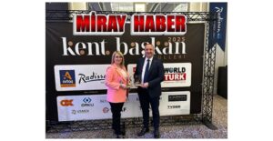 BAŞKAN KURT KENT BAŞKAN ÖDÜLÜNÜ KAZANDI