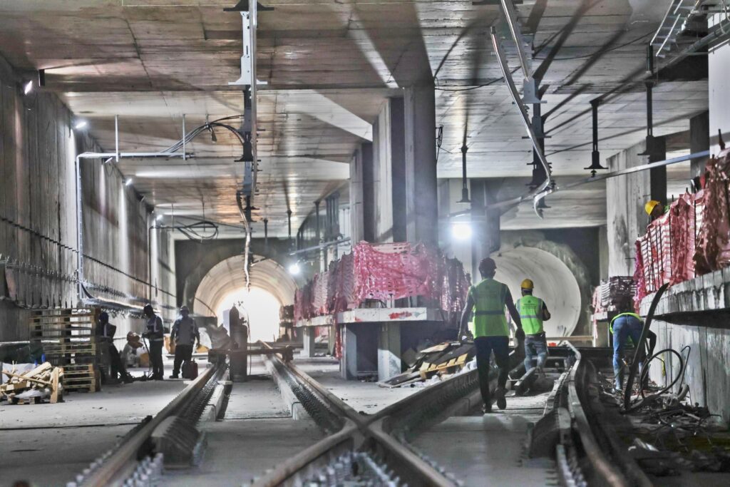 İSTANBUL DA SÜRÜCÜSÜZ METRO HATTI OLACAK