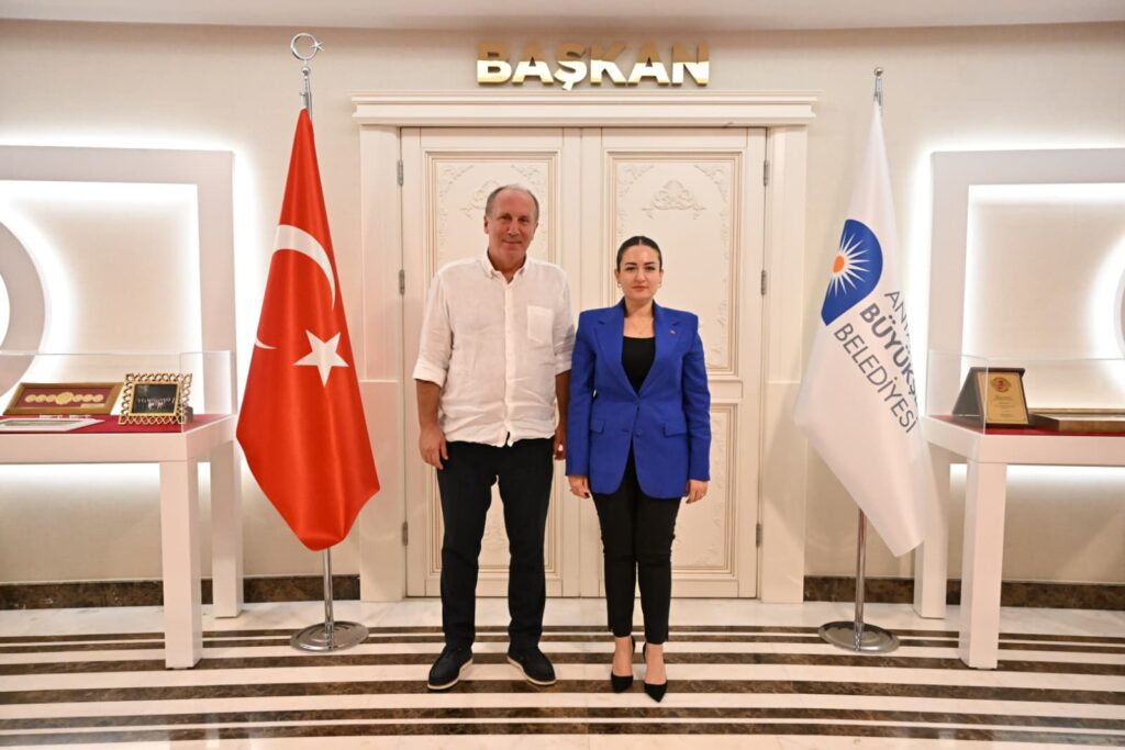 ANTALYA BÜYÜKŞEHİR ÖZDEMİR: KARANLIK ÇÖKMEDEN ŞAFAK SÖKMEYECEK