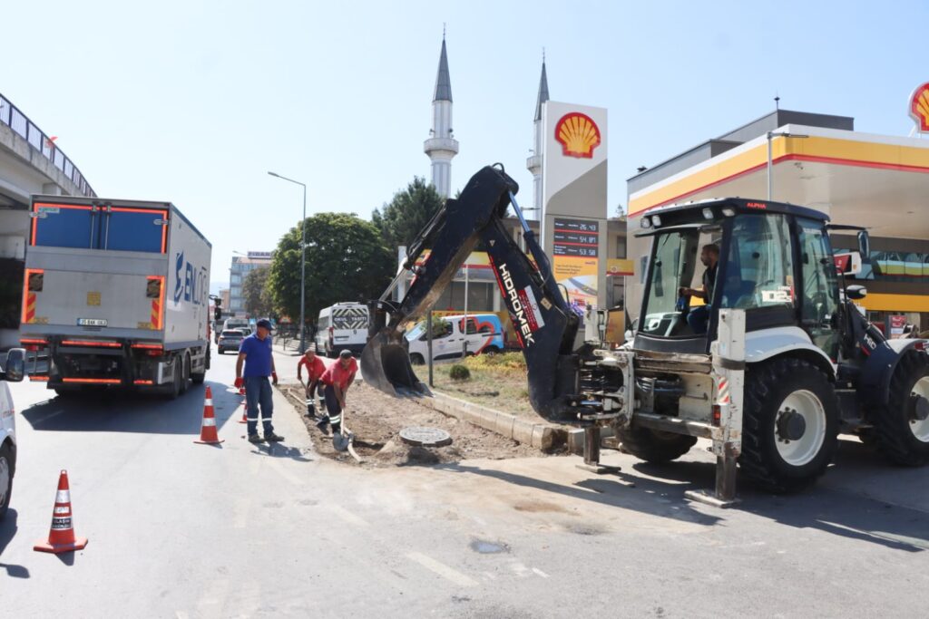 Yalova da Yoğun Saatlerde Trafik Akışında Yaşanan Sıkışıklığın Önüne Geçmek Çalışma