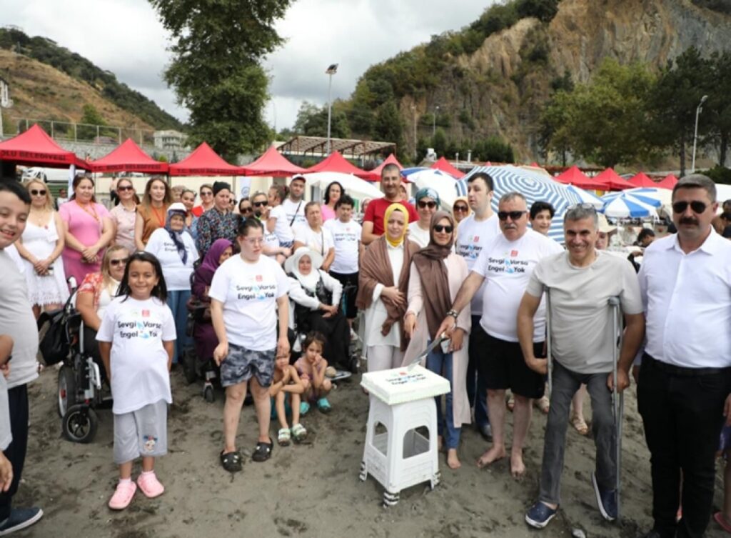 Kdz. Ereğli Belediyesi’nin mavi bayraklı Sevgi ve Barış Plajları, yaz sezonu