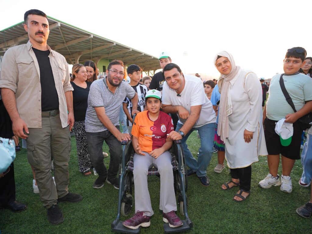 GELECEĞE IŞIK TUTACAK GENÇLERİMİZE YATIRIM YAPIYORUZ