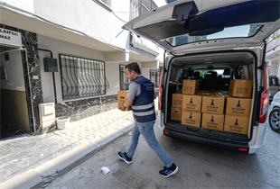 izmir büyükşehir izmirlilere ihtiyaç ve destek çalışması