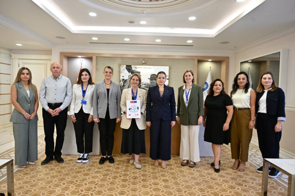ANTALYA’DA KADIN- ERKEK EŞİTLİĞİ HEDEFLENİYOR