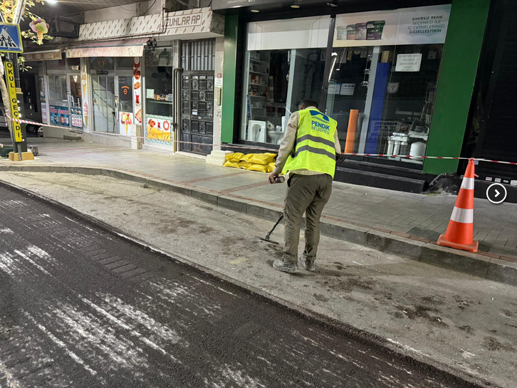 Pendik te Yol Çalışmların da Gündüz trafiği düşünülerek gece çalışılıyor