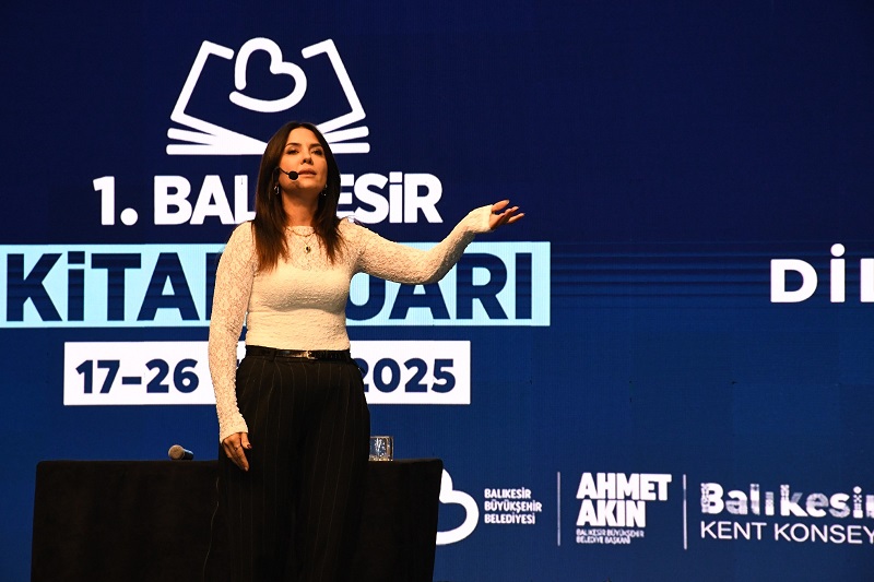Eğitimci Yazar Dilek Cesur Annelere Çok Özel Tavsiyeler