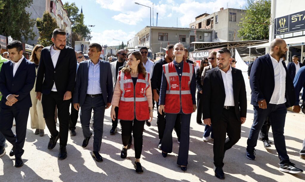ANTALYA BÜYÜKŞEHİR BAŞKAN VEKİLİ BÜŞRA ÖZDEMİR’E YOĞUN İLGİ