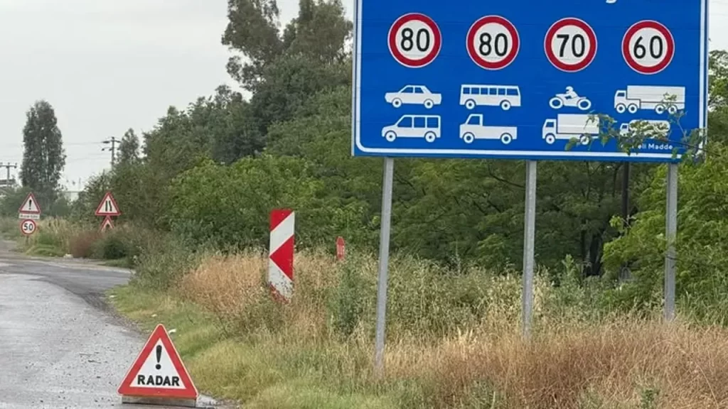 Hatalı “Ani Hız Düşüklüğü” tabelaları kaldırılıyor – Birlik Haber Ajansı