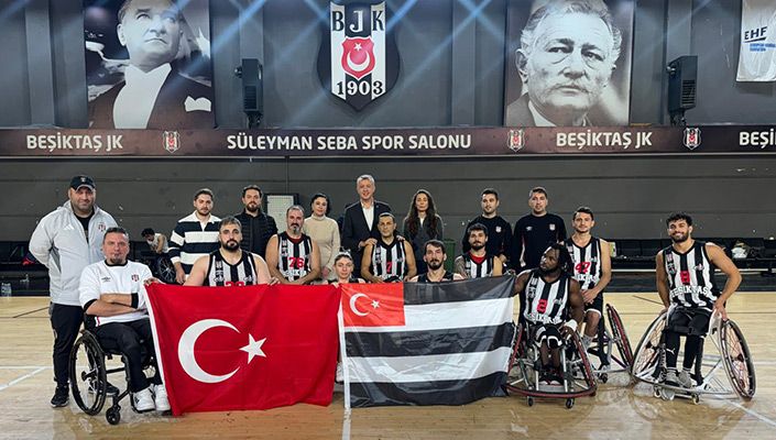 Beşiktaş Bedensel Engelliler Basketbol Takımı Cumhuriyet Bayramını Kutladı