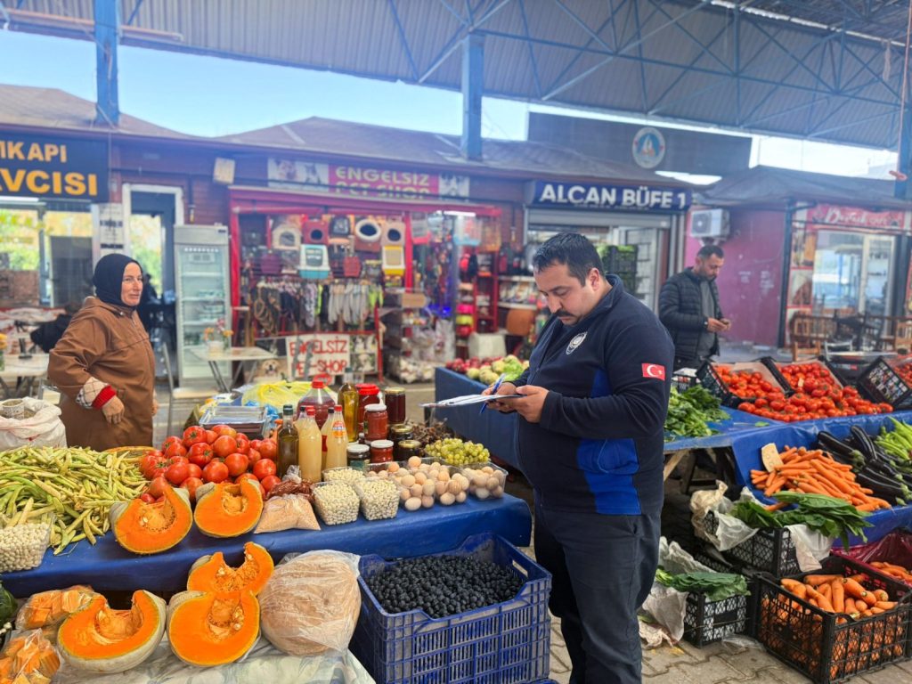 Çiftlikköy Belediyesi Semt Pazarlarına Kontrol Takipleri Devam Ediyor