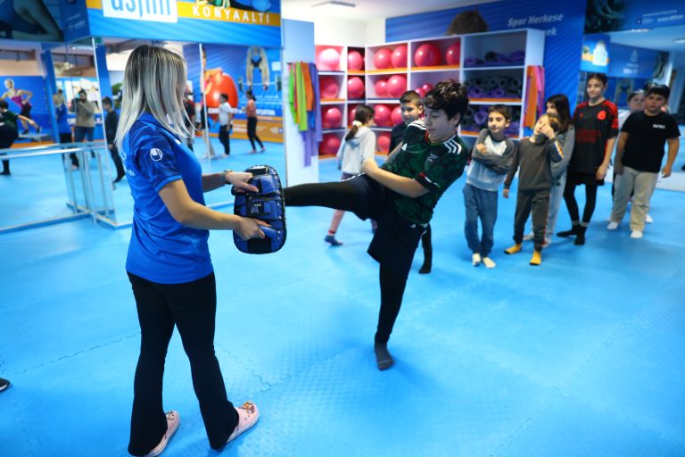 ASFİM Merkezlerindeki Jimnastik Ve Savunma Dersleri Katkı Sağlıyor