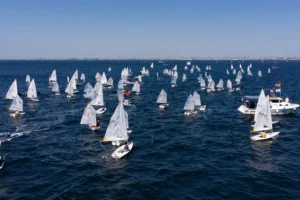 Yelkencilerden Marmara’da unutulmaz görsel şölen
