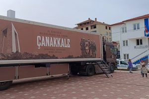 Bilecik Pazaryeri’nde ‘Mobil Müze Tır’a yoğun ilgi