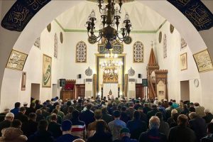 Hafız Habip Deveci İnegöl’de cemaat ile buluştu