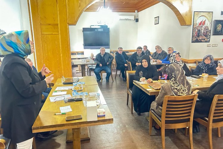 Bursa’da muhtar adayından ‘mutlu aile’ farkındalığı