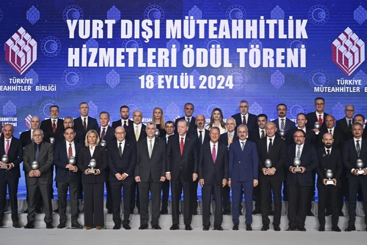 Başarılı ‘Yurt Dışı Müteahhitlik Hizmetleri’ ödüllendirildi