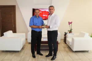 Aksaçlılar Derneği’nden Karabağlar Kaymakamı’na ziyaret