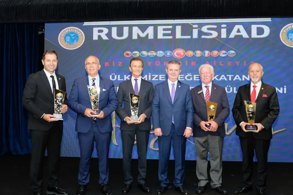 ‘Başarılı Rumelililer’ ödülleri Bursa’dan sahiplerini buldu