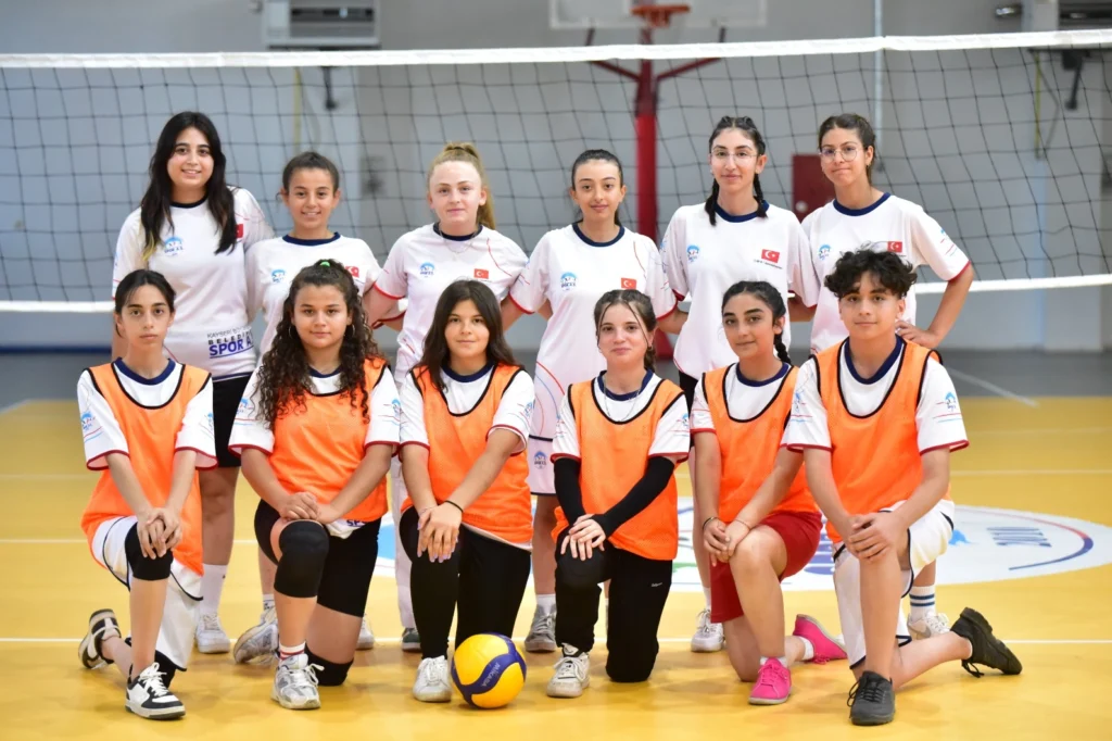 Kayseri’de, 2 bin 500 kişi ile 2’nci Yaz Dönemi Spor Şenliği düzenledi