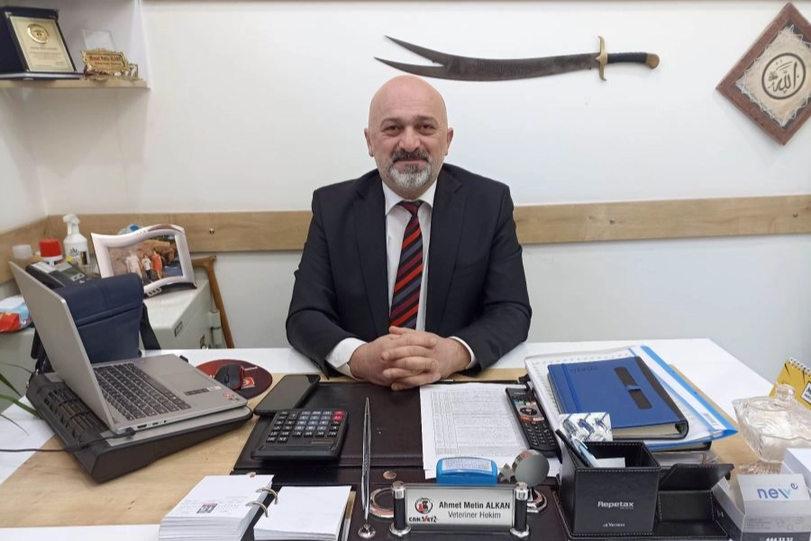 Dünya Türk Birliğinden “Kıbrısa Ayşe Tatile çıkalı 50 yıl oldu!”