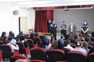 YALOVA DA OKULLARDA MADDE BAGILILIĞI BİLGİLENDİRMESİ