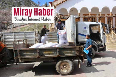 Antalya Büyükşehir BelediyesiSüt yemi dağıtı
