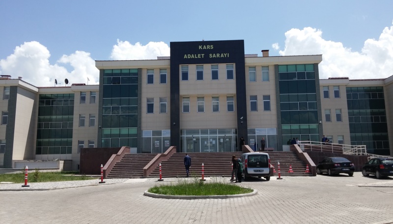 Kars'ta tartıştığı kişiye  'Ne bakıyorsun?' sözü cinayetle sonuçlandı