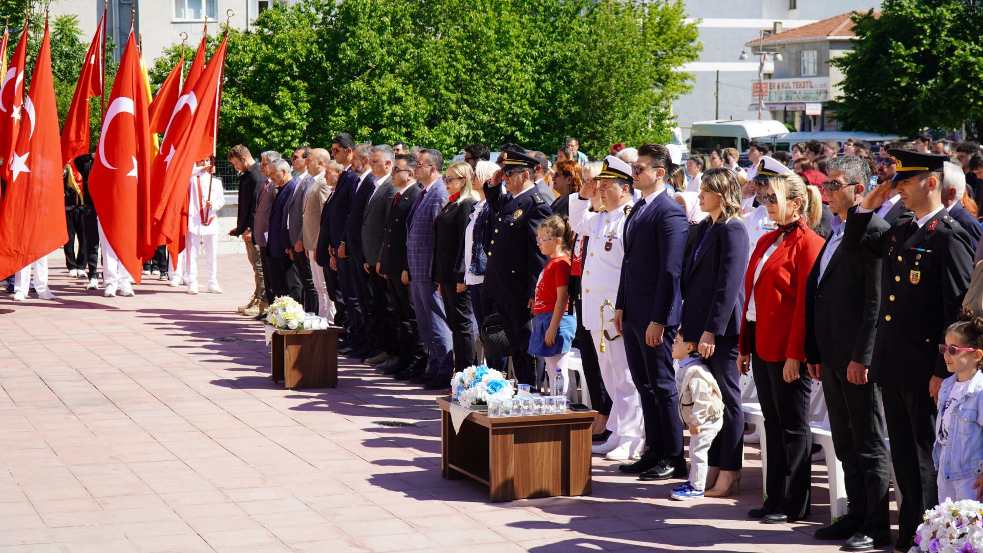 Altınova’da 19 Mayıs Atatürk’ü Anma, Gençlik ve Spor Bayramı