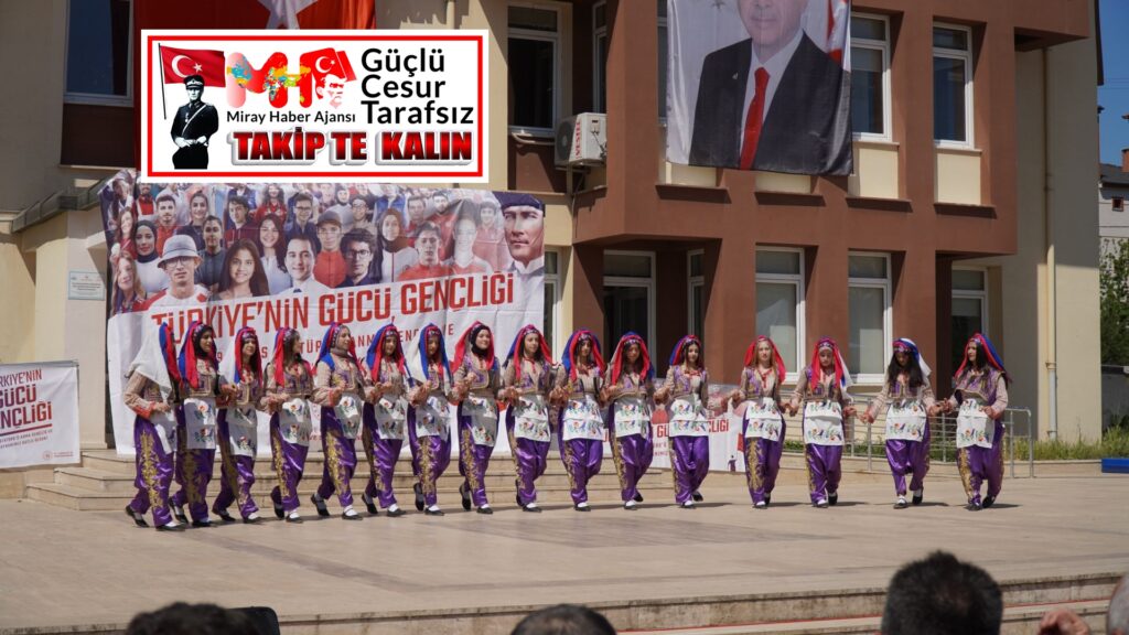 Altınova’da 19 Mayıs Atatürk’ü Anma, Gençlik ve Spor Bayramı