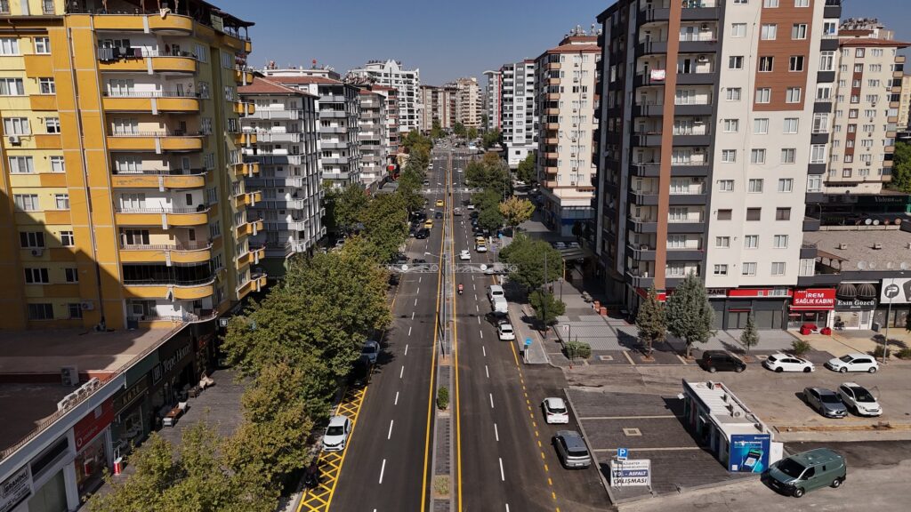 HALKIN RIZASI, DUASIYLA DA YOLUMUZA DEVAM EDİYORUZ