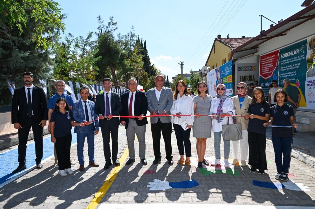 Çocuklarımızı Güvenli Bir Alanda Bu Değerlerle Yeniden Buluşturmak.