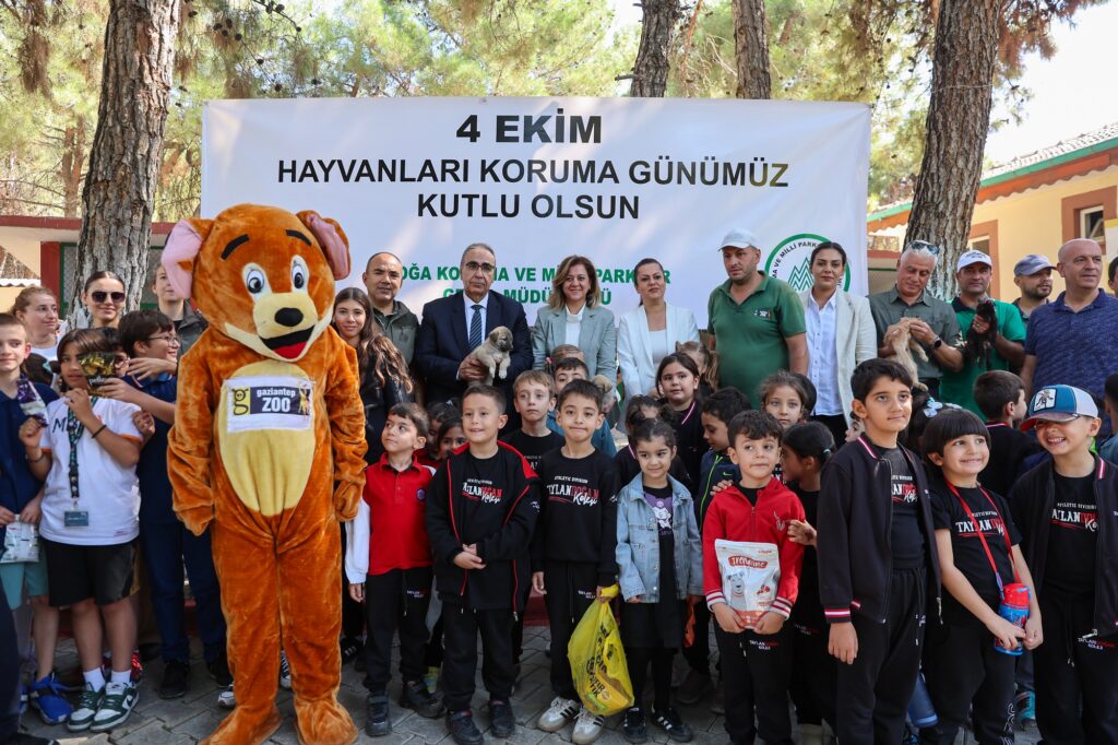 HAYVANLARIN HAKLARINI SAVUNMAK TOPLUMA KARŞI SORUMLULUĞUMUZDUR