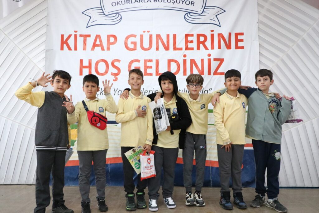 kitapseveri bir araya getirdik. Uygun fiyatlı çok sayıda okurlara