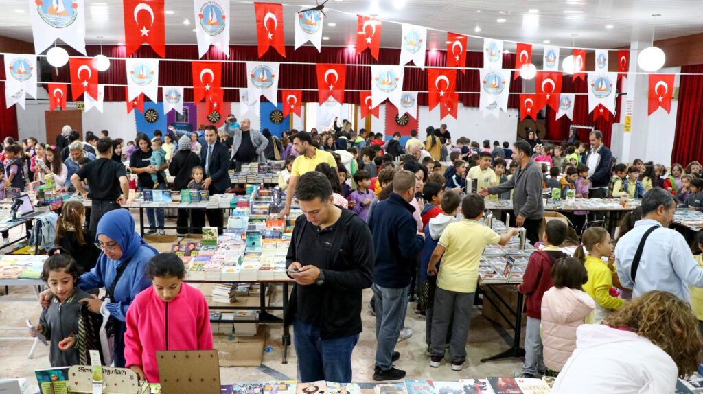 ‘Çiftlikköy Kitap Günleri’ bu yıl üçüncü kez kitapseverlerle buluşuyor
