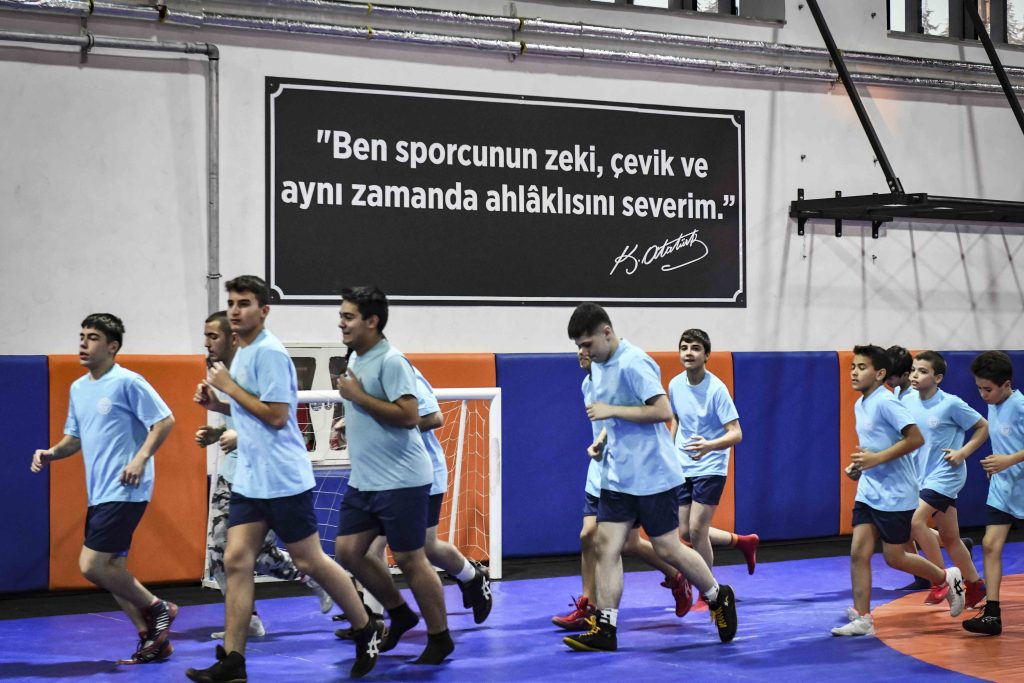 CUMHURİYET TARİHİNDE BİR İLK”