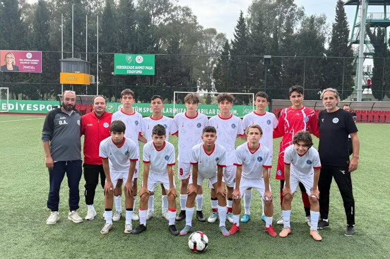 Yalova Çiftlikköy Altyapı Takımı Başarılı Sonuçlarla Devam